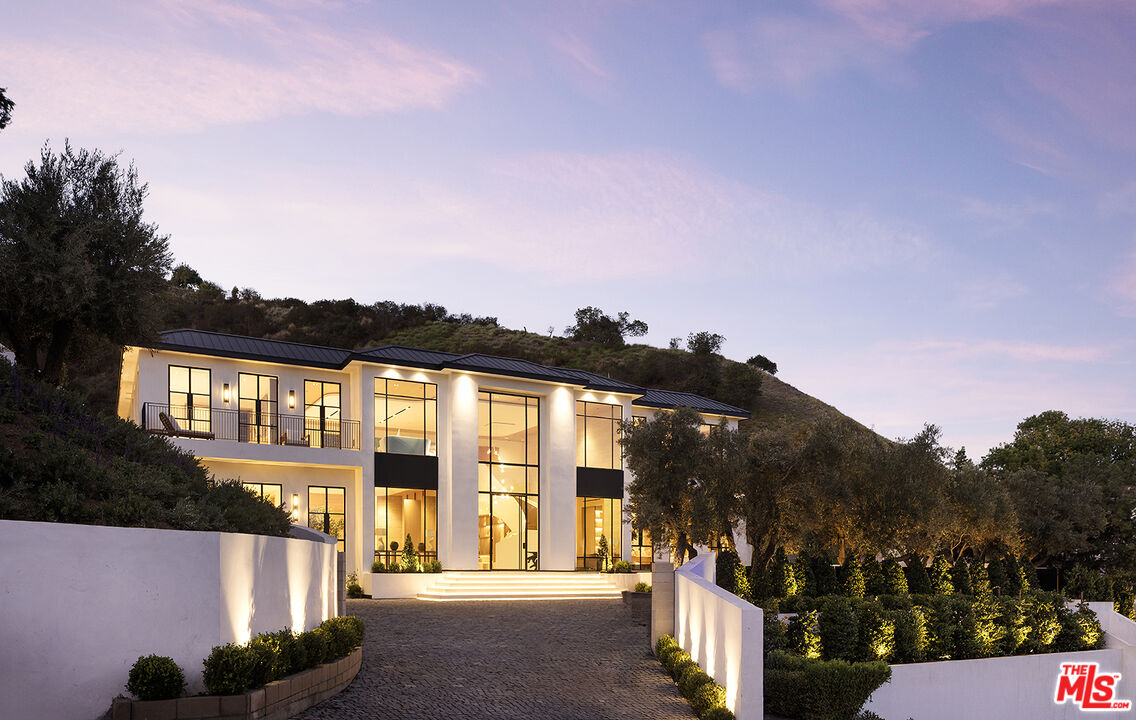 MLS #25618345 image #0