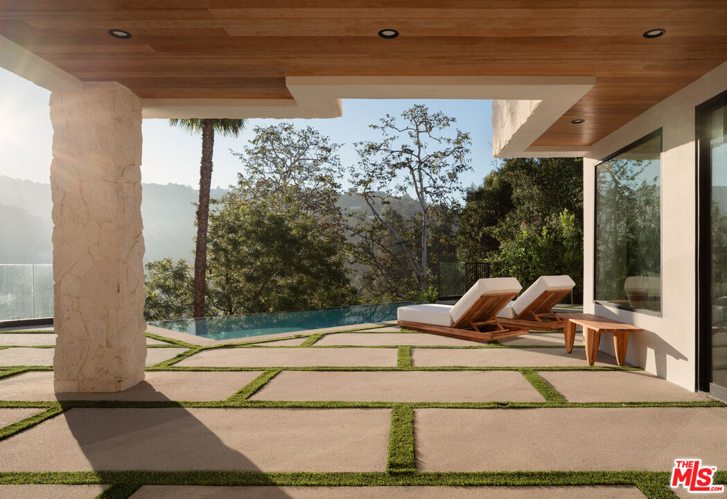 MLS #25618349 image #16