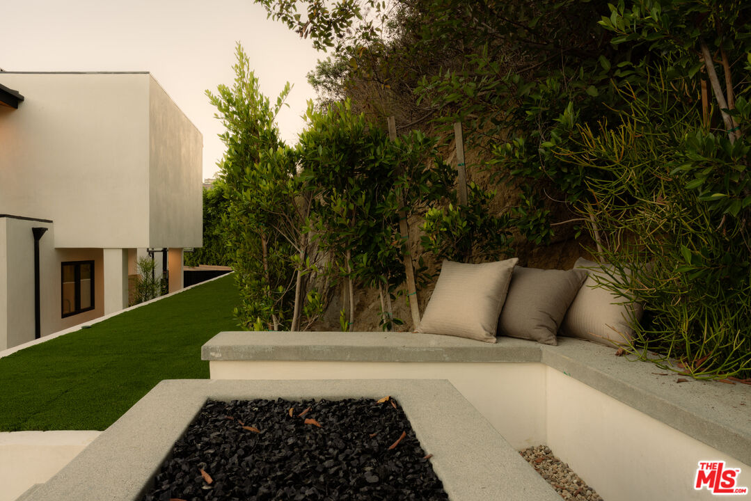 MLS #25618349 image #19