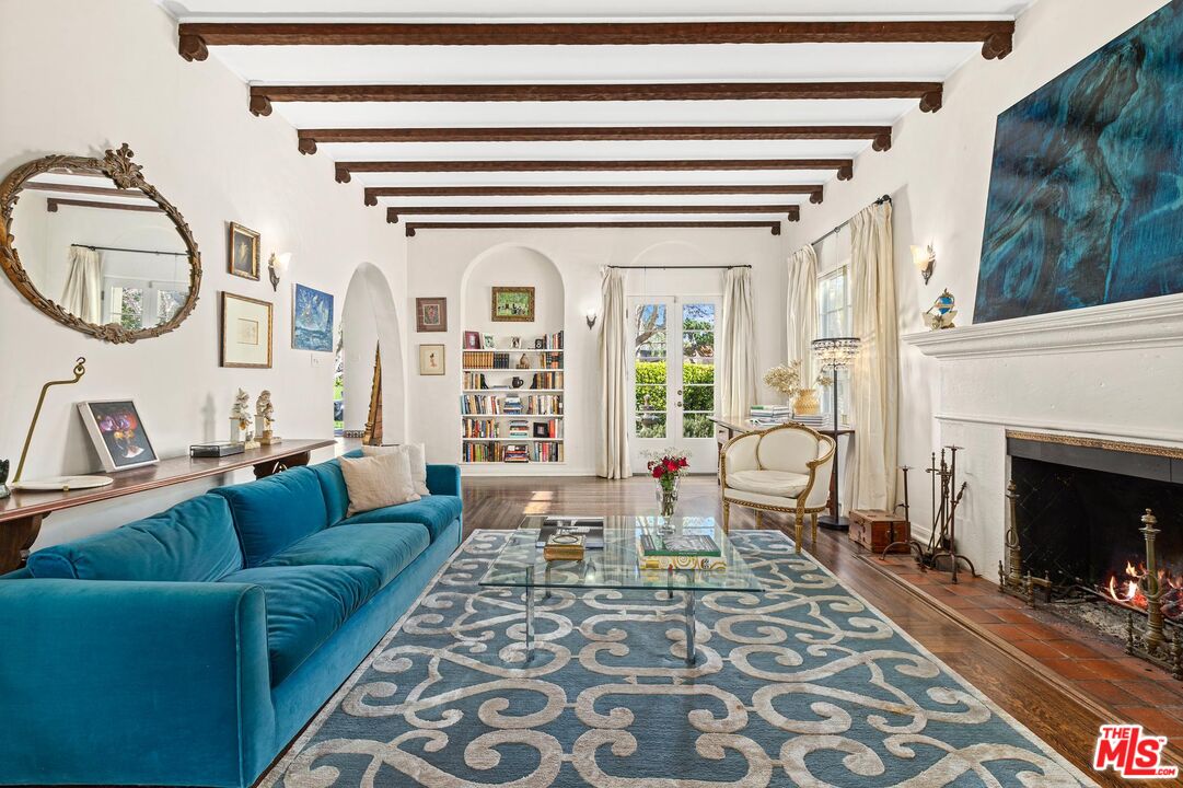 MLS #25618439 image #1