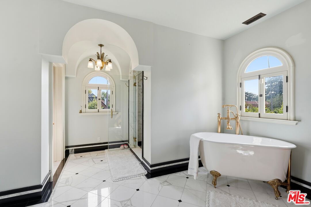 MLS #25618441 image #28