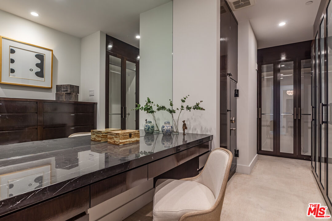 MLS #25618485 image #16