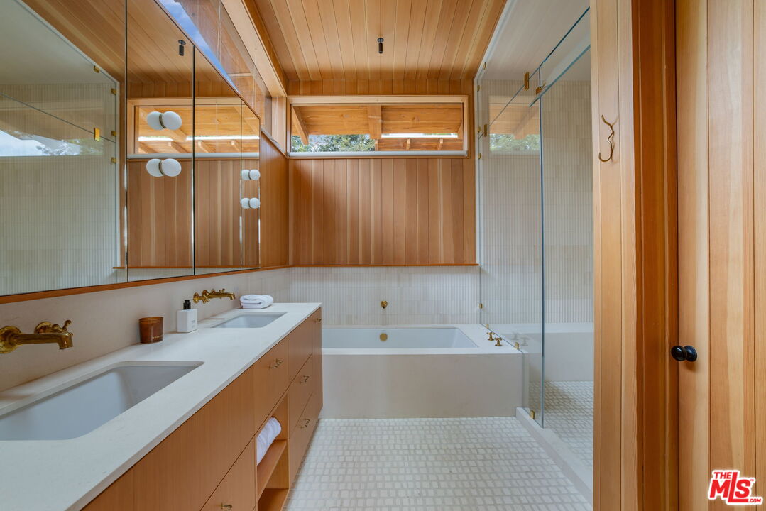 MLS #25618509 image #19