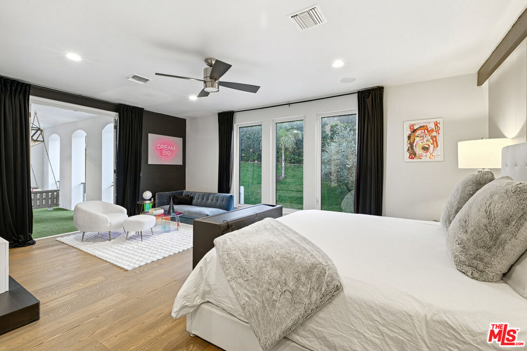 MLS #25618531 image #18