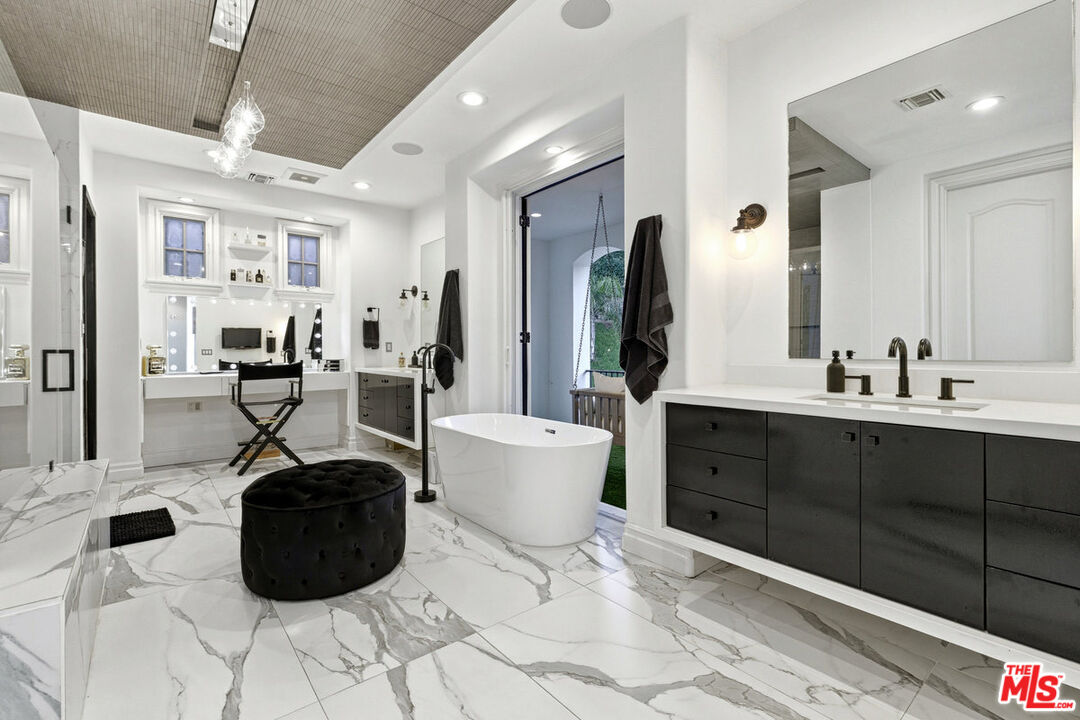 MLS #25618531 image #22