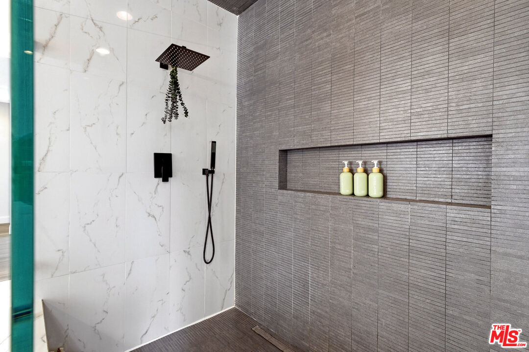 MLS #25618531 image #23