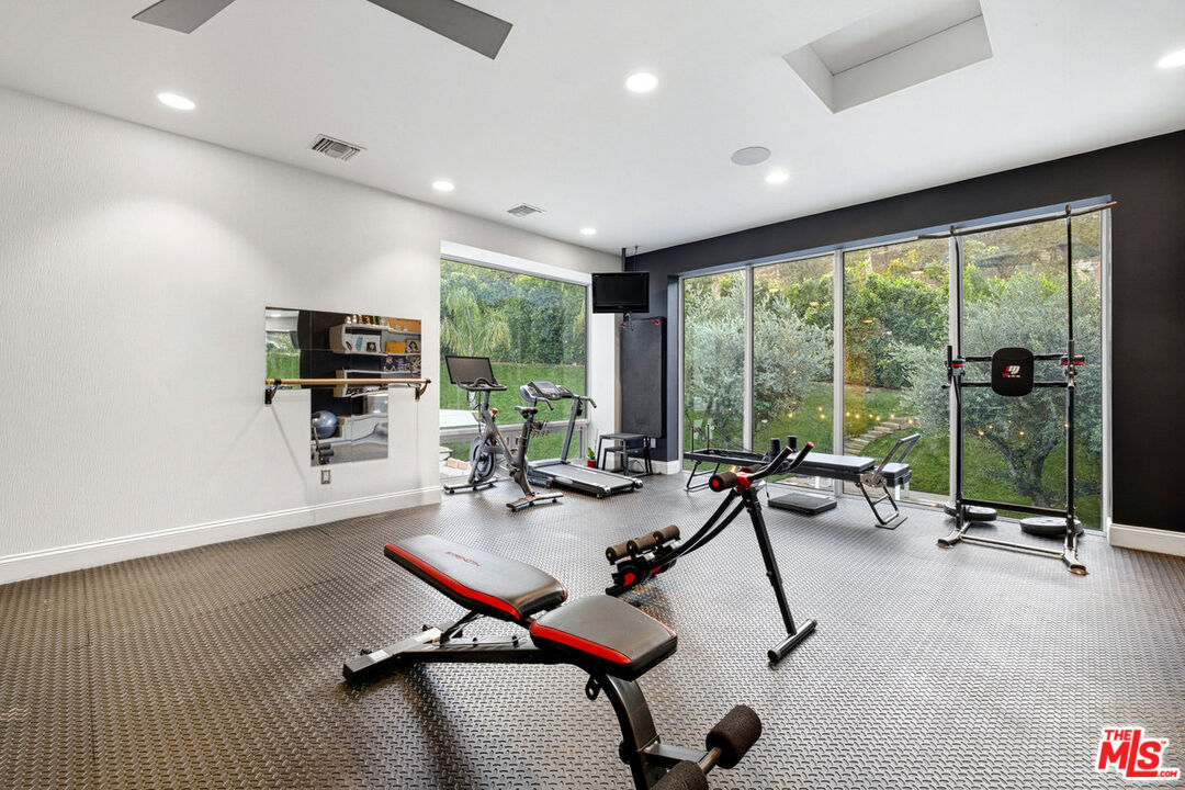 MLS #25618531 image #29