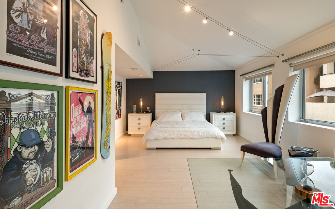 MLS #25618535 image #16