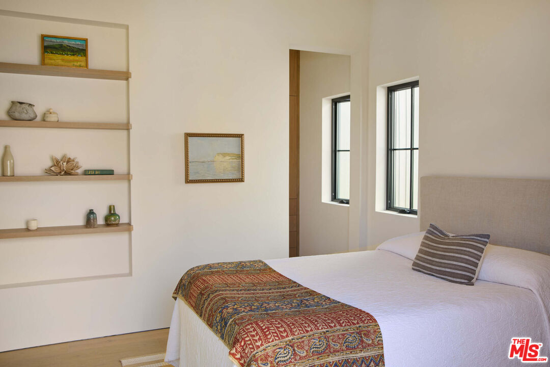 MLS #25618589 image #45