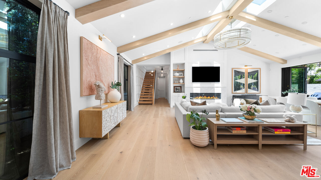 MLS #25618611 image #26