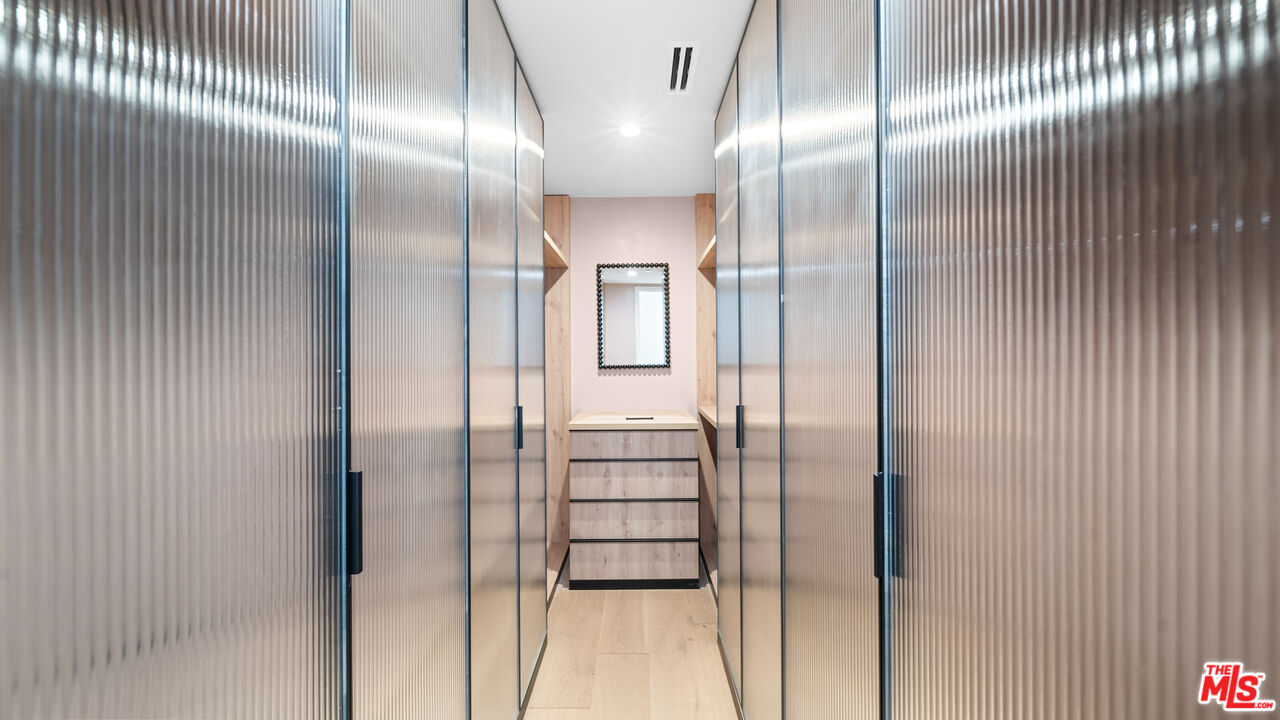 MLS #25618611 image #33