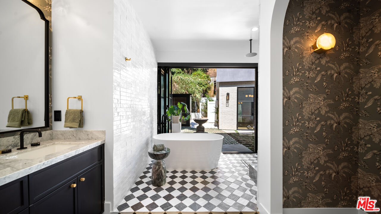 MLS #25618611 image #35