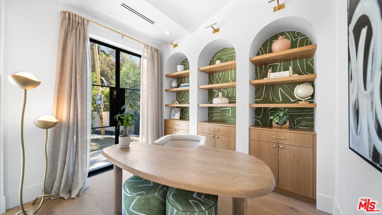 MLS #25618615 image #14