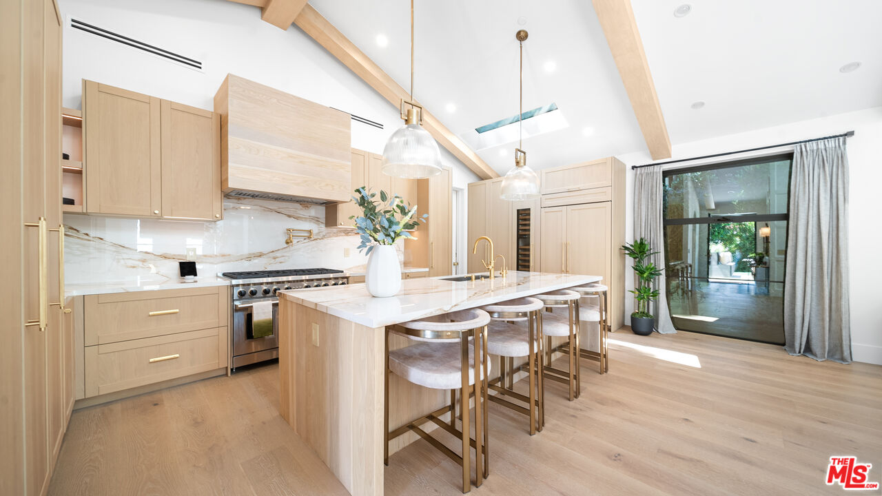 MLS #25618615 image #15