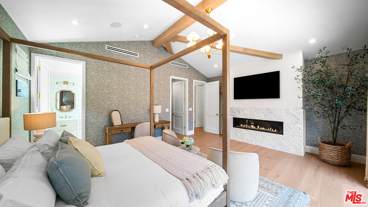 MLS #25618615 image #31