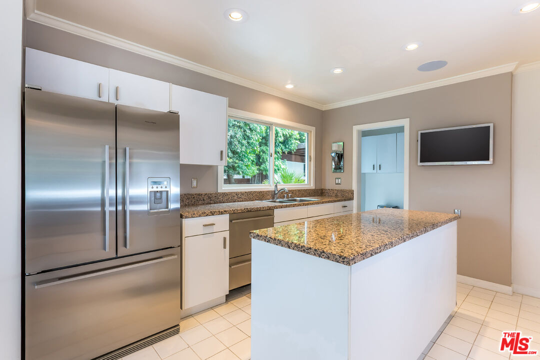 MLS #25618641 image #14