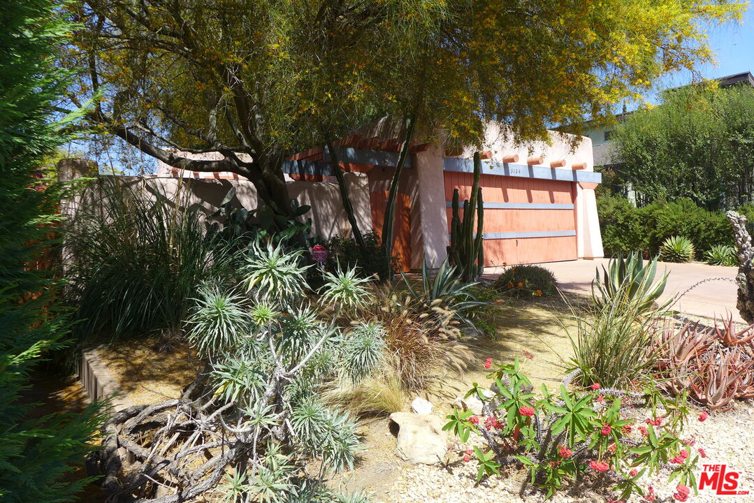 MLS #25618677 image #2