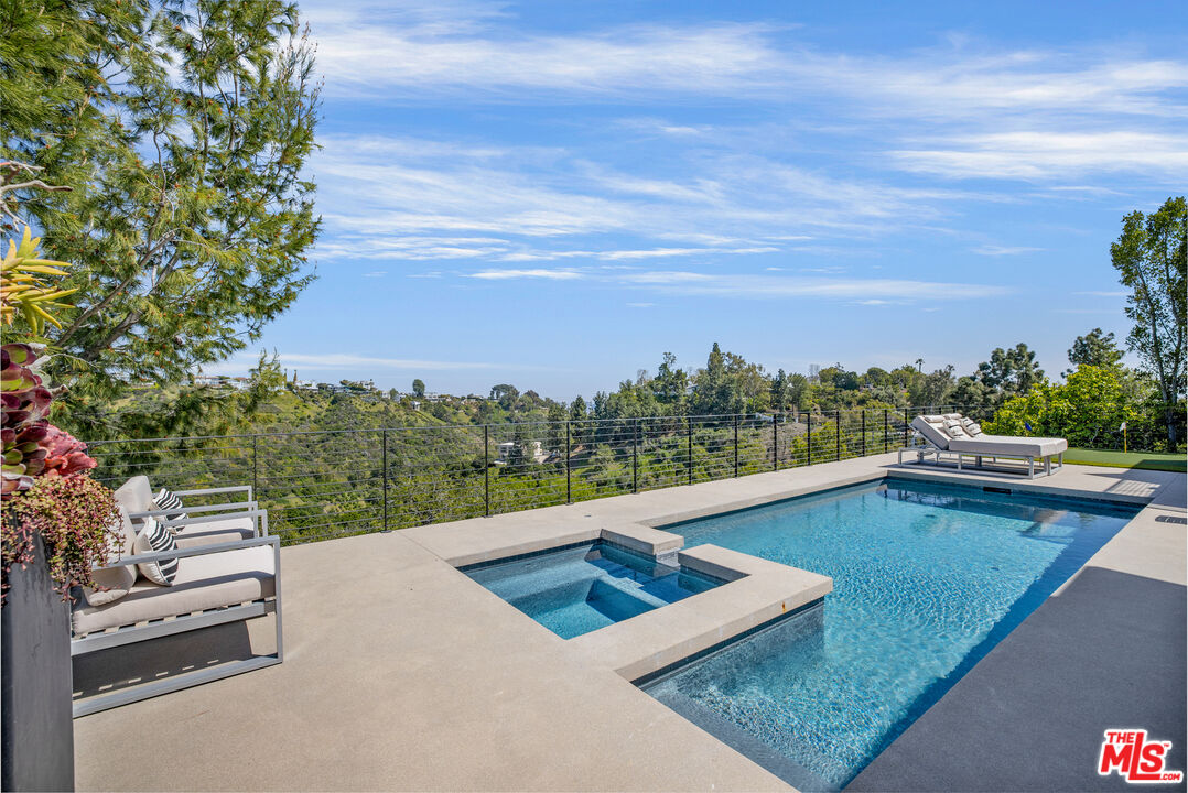 MLS #25618765 image #23