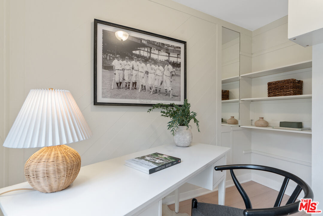 MLS #25618795 image #17