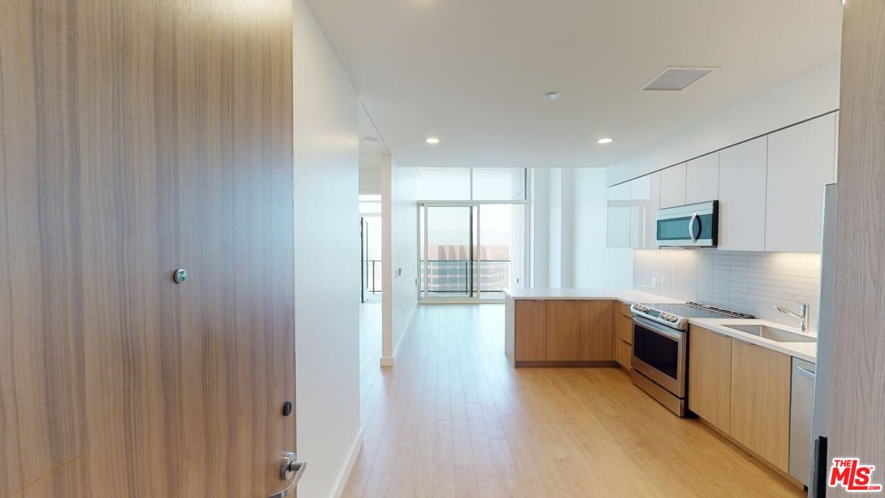 MLS #25618797 image #1