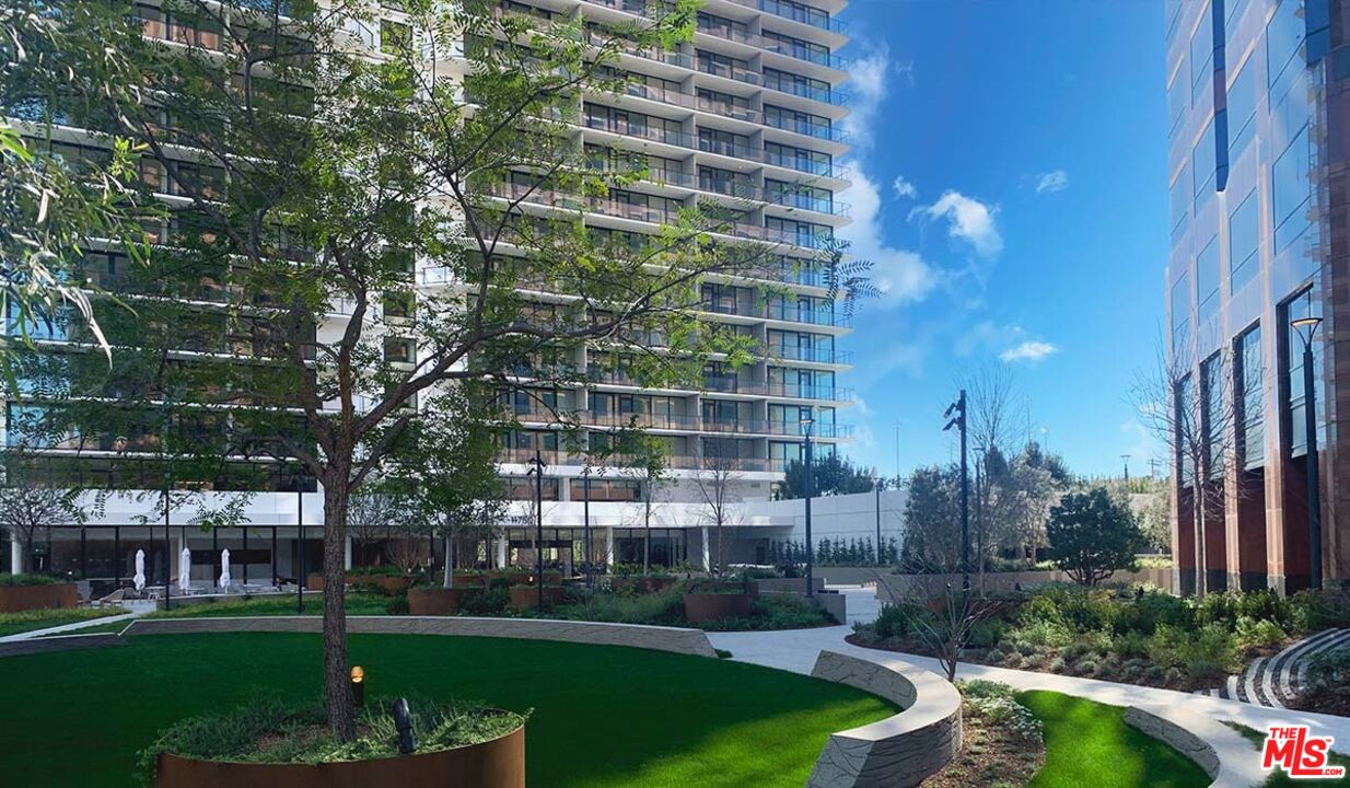 MLS #25618797 image #24