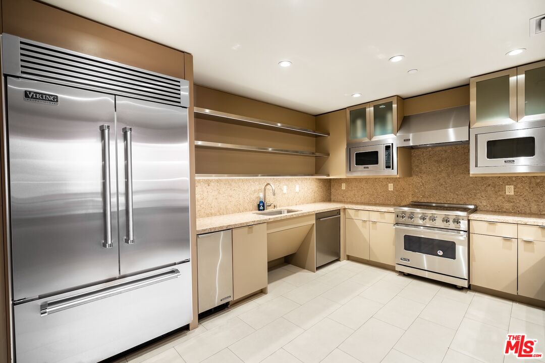 MLS #25618807 image #11