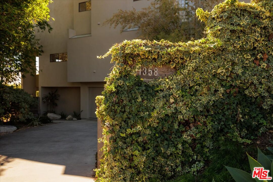 MLS #25618829 image #2