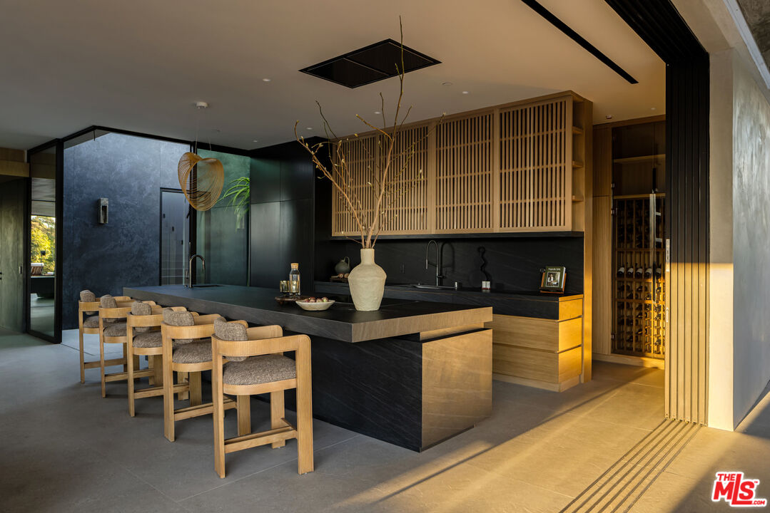 MLS #25619077 image #16