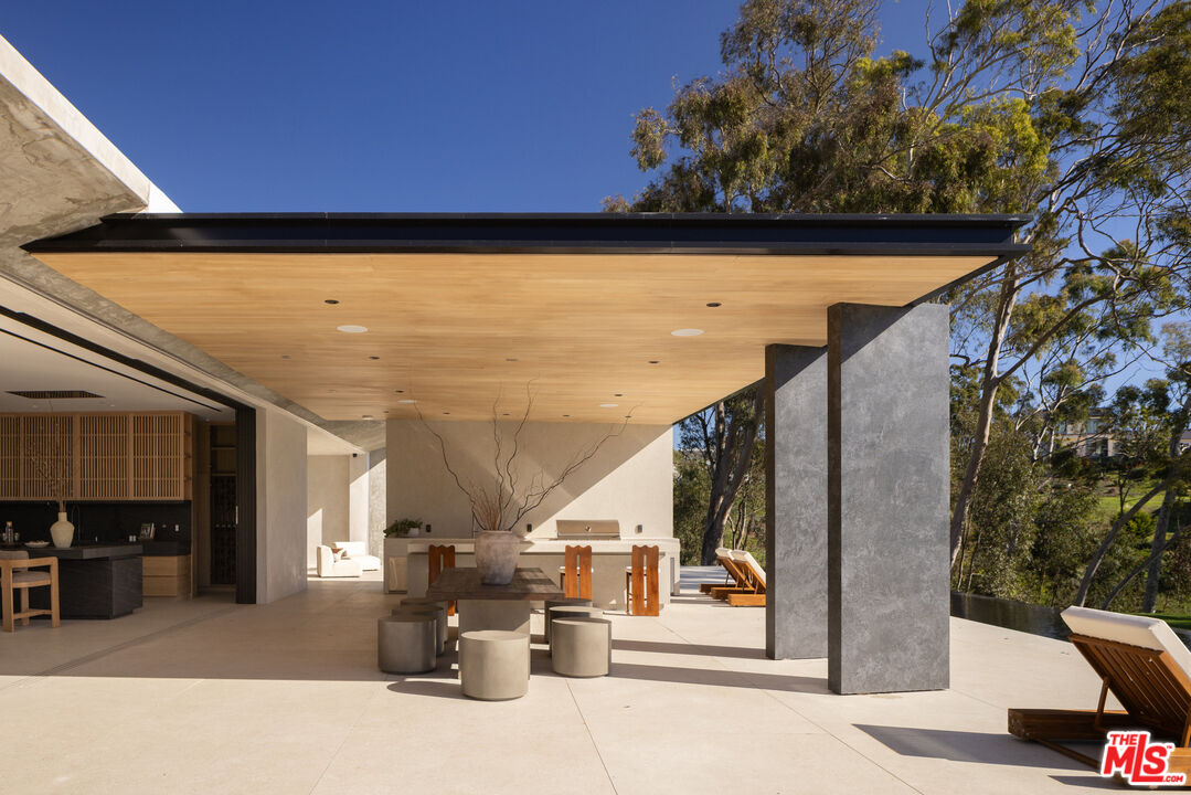 MLS #25619077 image #18