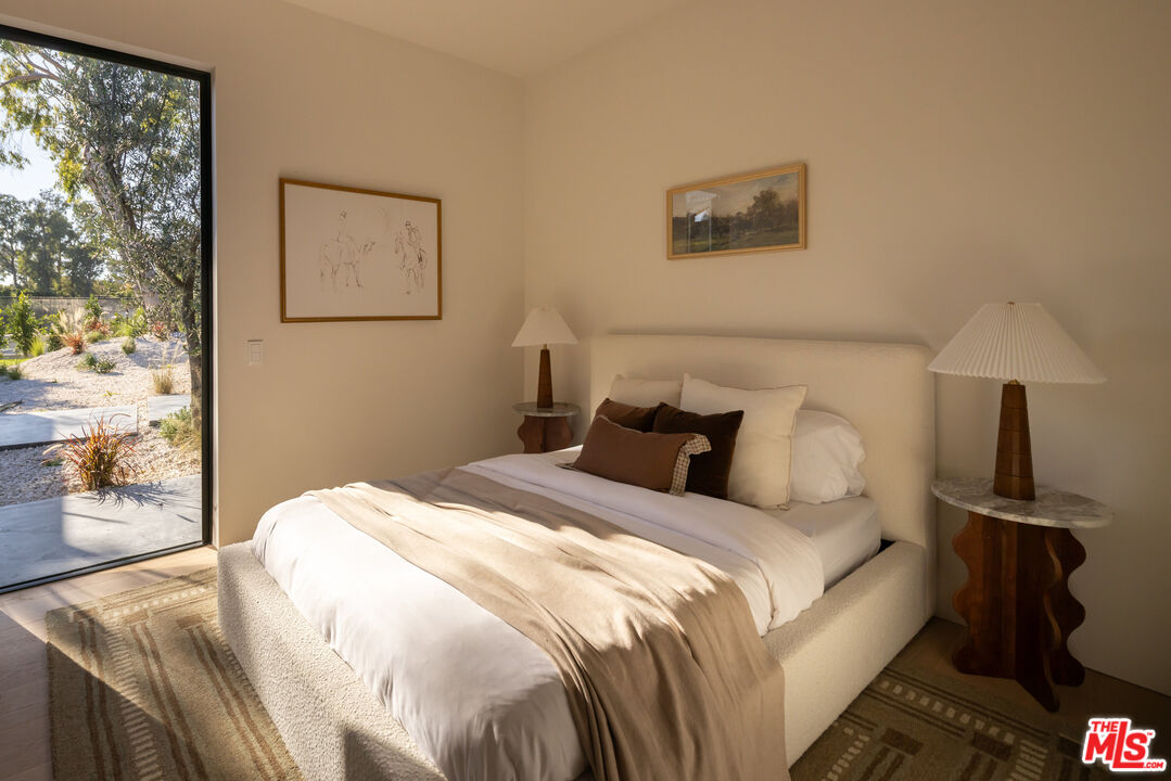 MLS #25619077 image #24