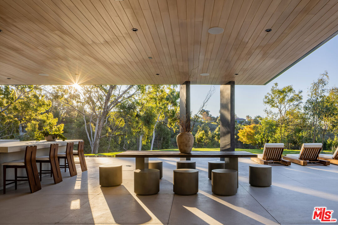 MLS #25619077 image #2