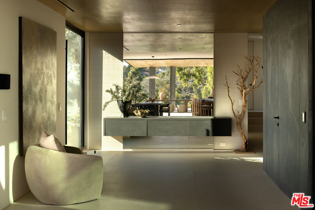 MLS #25619077 image #8