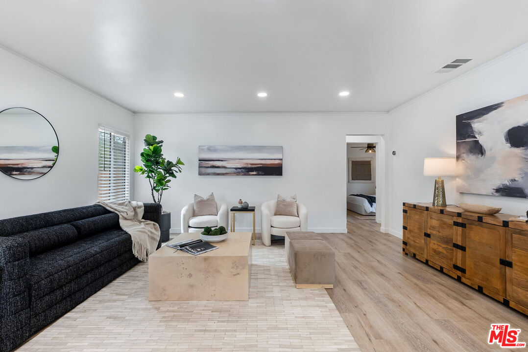 MLS #25619107 image #3