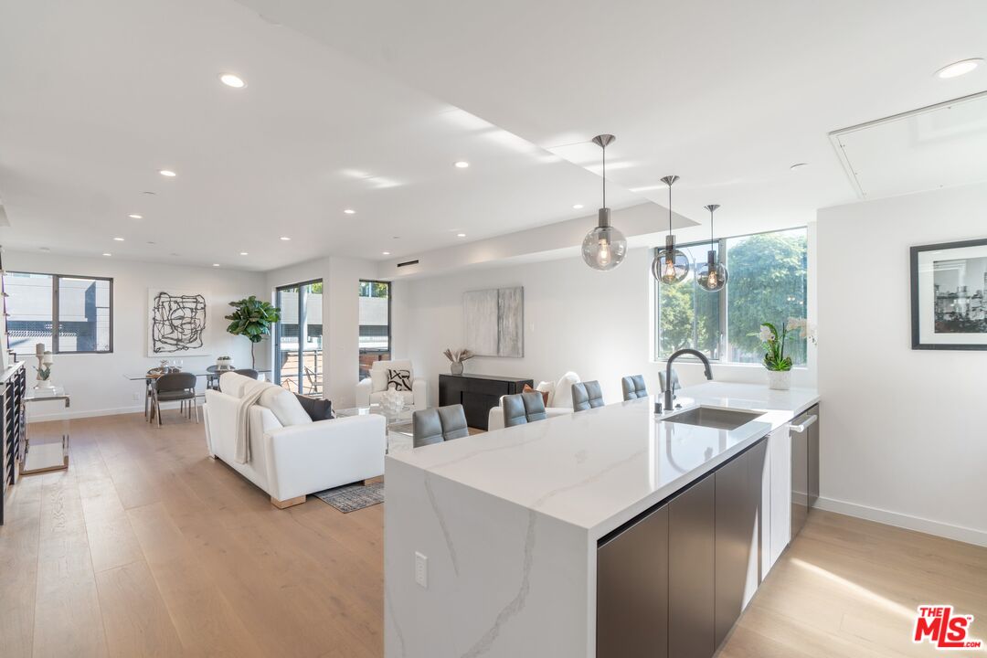 MLS #25619143 image #14