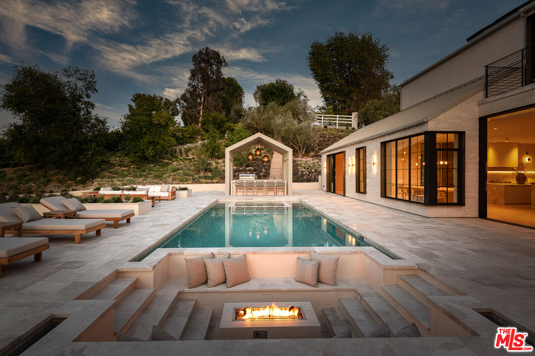 MLS #25608931 image #19