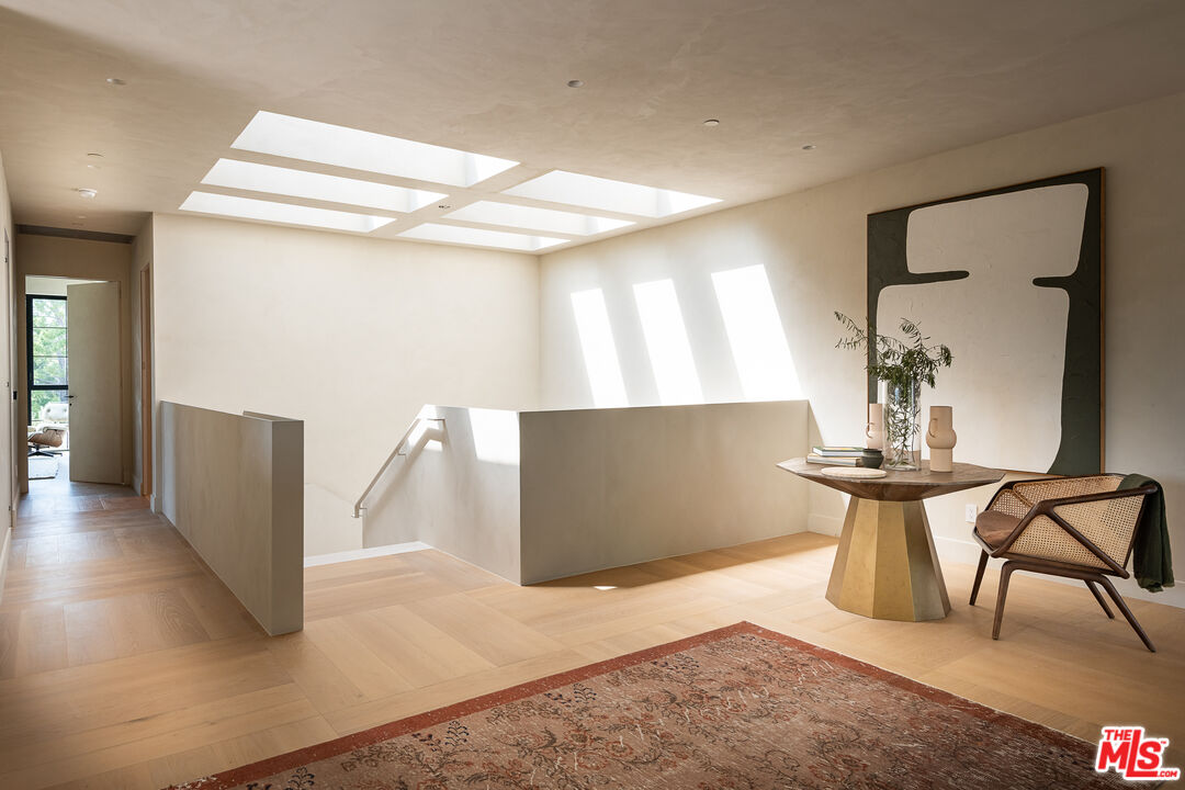 MLS #25608931 image #20