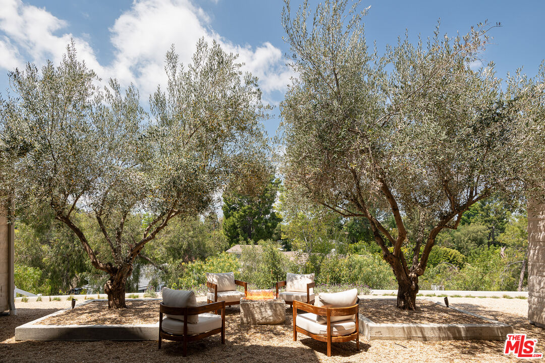 MLS #25608931 image #8