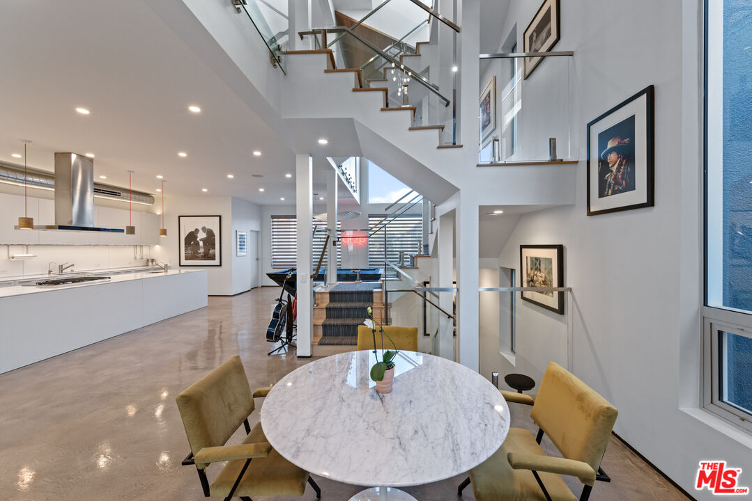 MLS #25619271 image #10