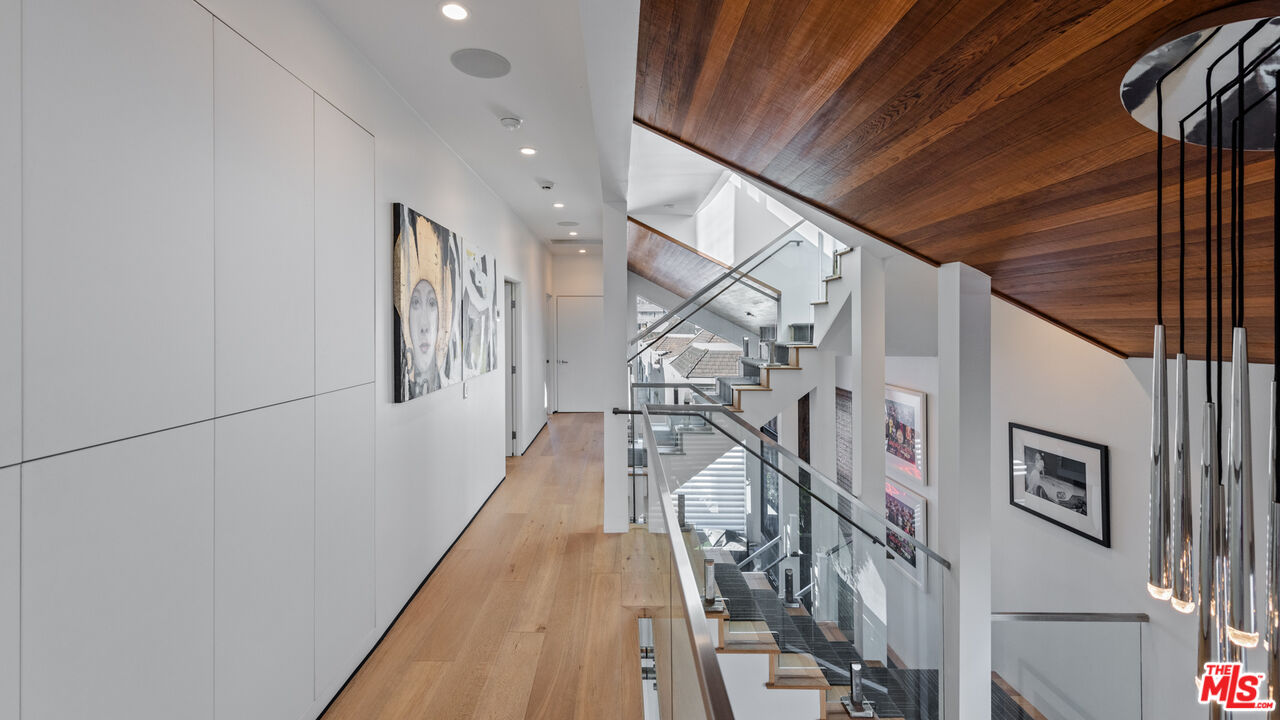 MLS #25619271 image #18