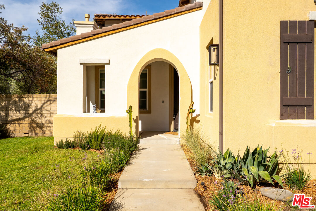 MLS #25619539 image #2