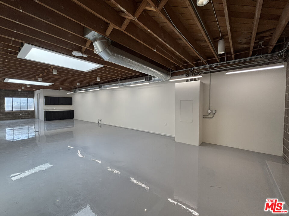 MLS #25619807 image #3