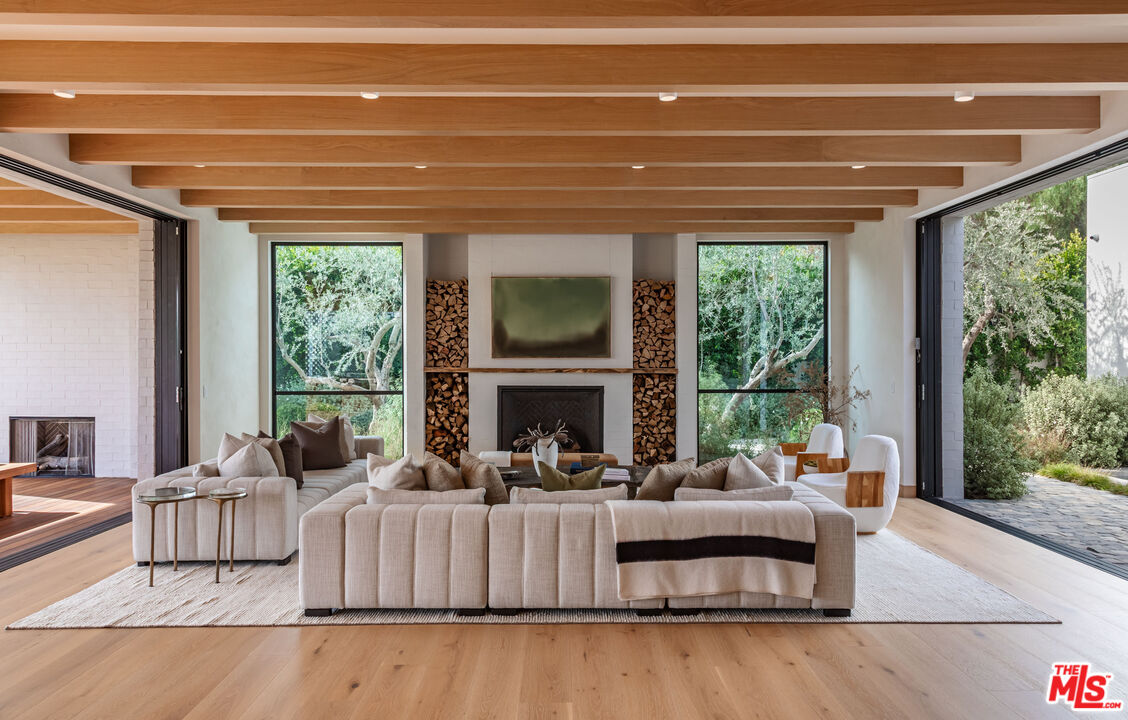 MLS #25619983 image #3