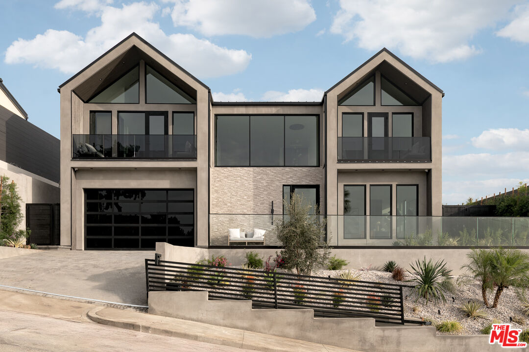 MLS #25620081 image #0