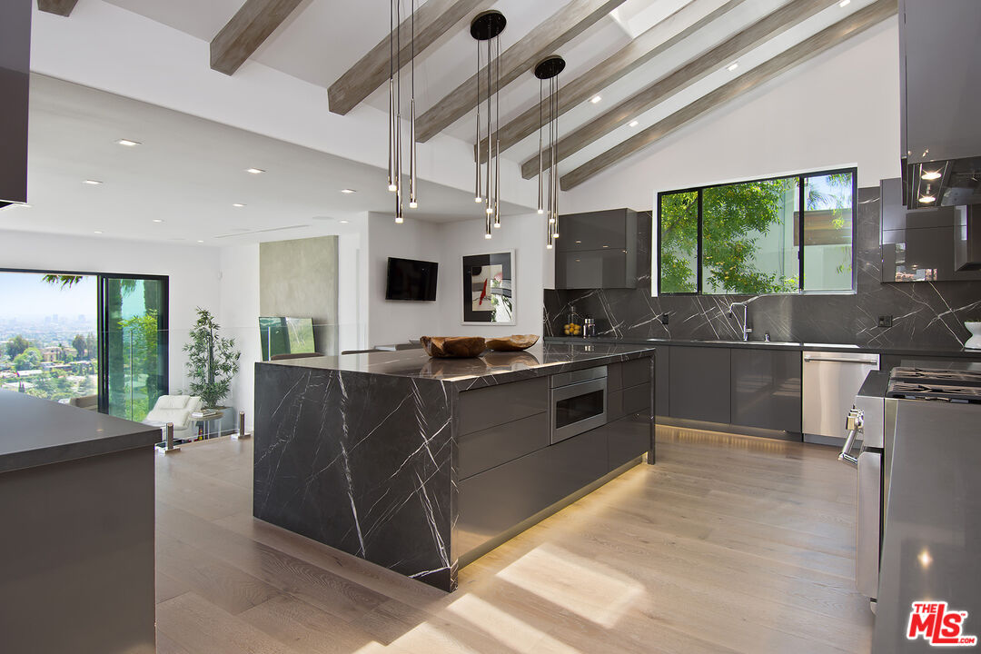 MLS #25620105 image #10