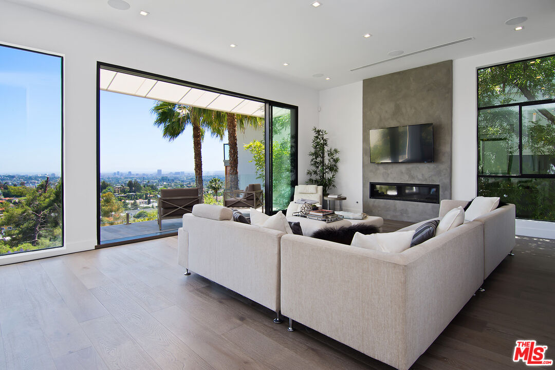 MLS #25620105 image #16