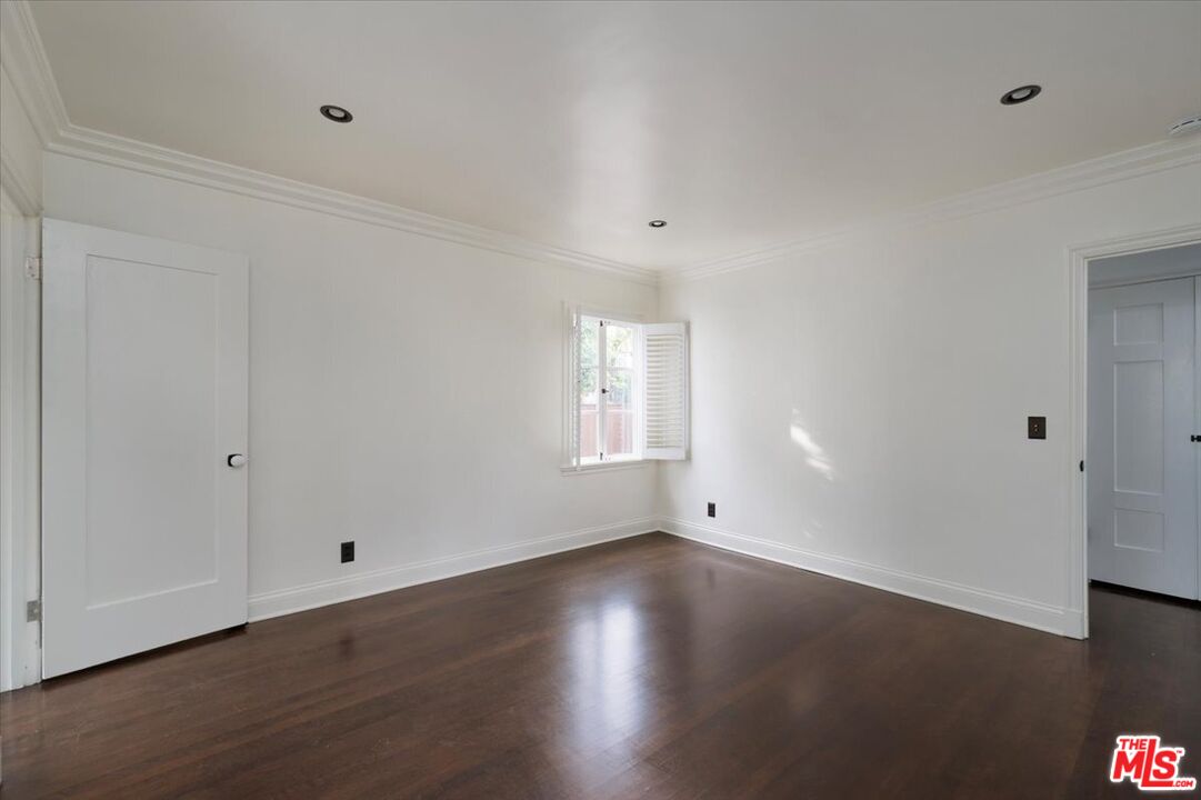 MLS #25620215 image #37