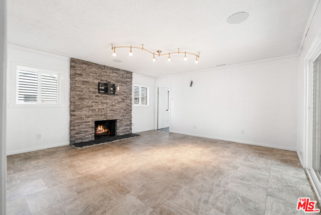 MLS #25620327 image #13