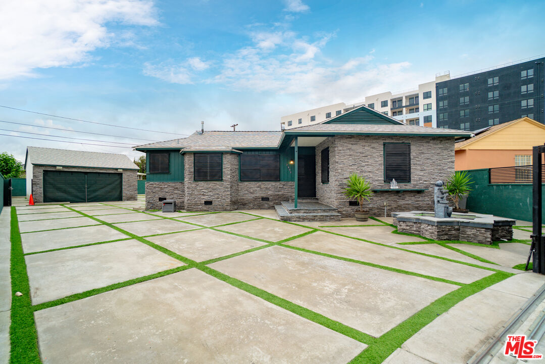 MLS #25620327 image #1