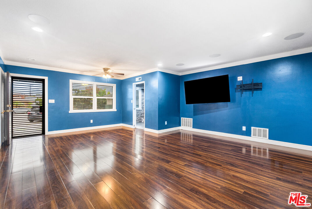 MLS #25620327 image #2