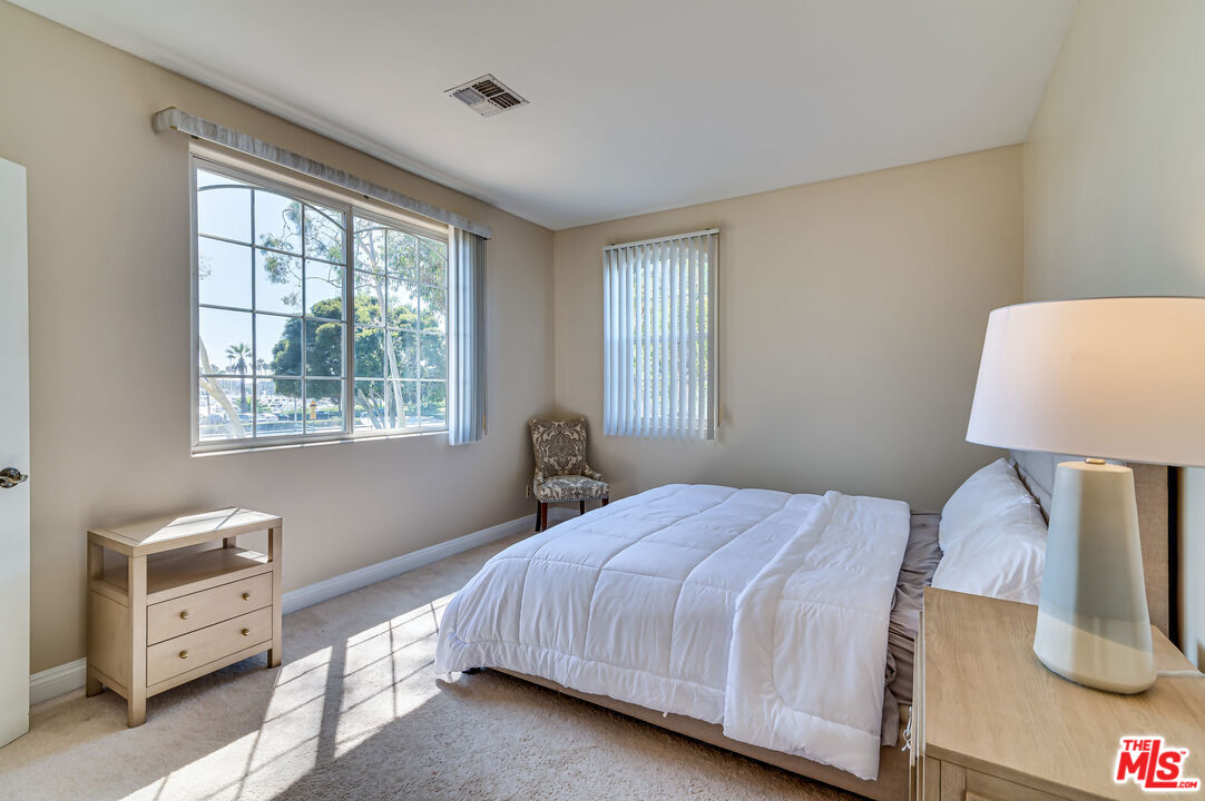 MLS #25620563 image #47